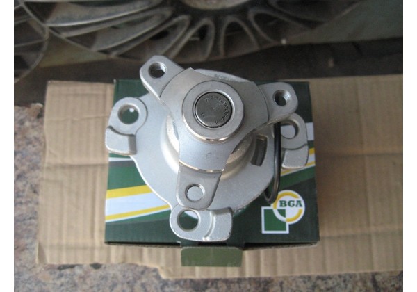 Водяний насос, помпа Renault Trafic (2.0 dCi), Espace 4 (2.0 dCi), Koleos (2.0 dCi), Laguna 2 (2.0 dCi), Laguna 3 (2.0 dCi, 3.0 dCi), Latitude (2.0 dCi), Master 3 (2.3 dCi), Megane 2 (2.0 dCi), Megane 3 (2.0 dCi), Scenic 2 (2.0 dCi), Scenic 3 (2.0 dCi)